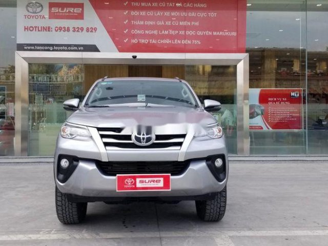 Xe Toyota Fortuner 2.4GMT 2019, màu bạc, giá chỉ 955 triệu