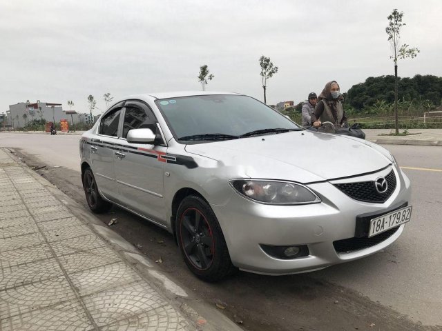 Bán Mazda 3 năm sản xuất 2004, xe nhập0