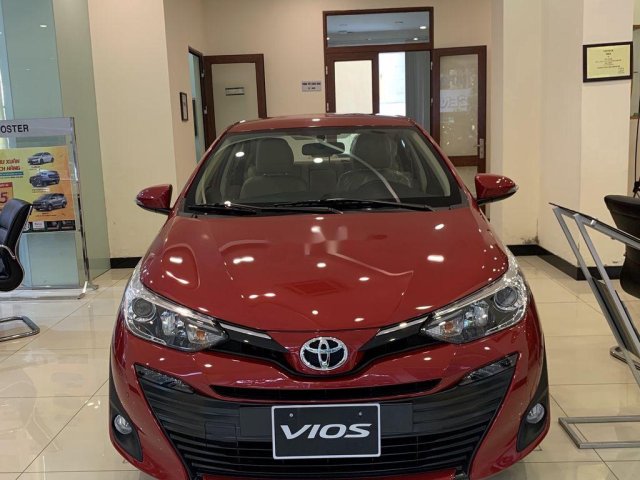 Cần bán Toyota Vios G sản xuất 2020, màu đỏ0
