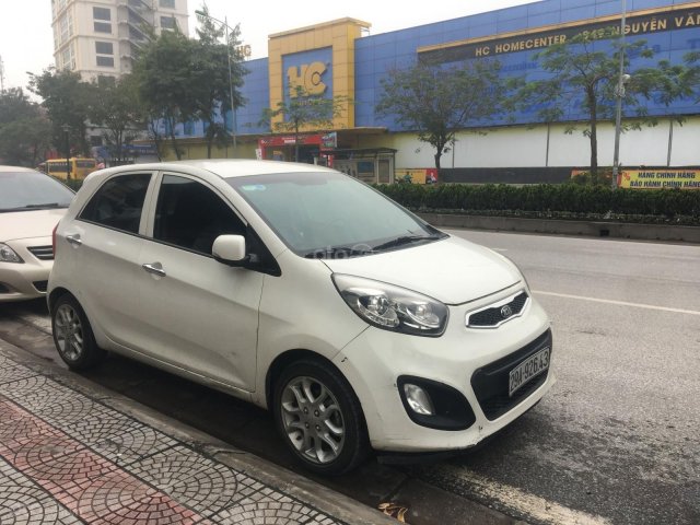 Chính chủ đang sưr dụng bán Kia Morning (Picanto) 2013, màu trắng, số tự động 280 triệu bán ngay