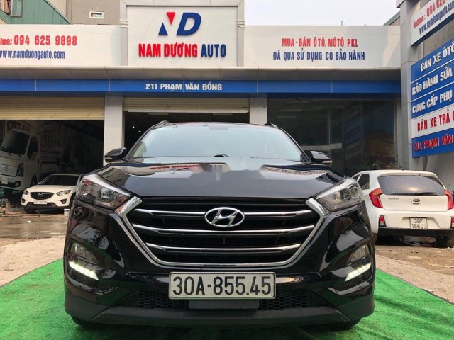 Cần bán gấp Hyundai Tucson năm sản xuất 2015, màu đen, chính chủ