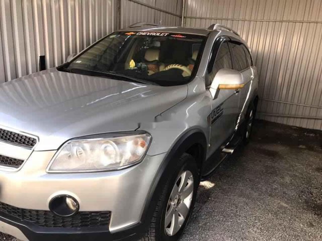 Bán Chevrolet Captiva đời 2008, màu bạc