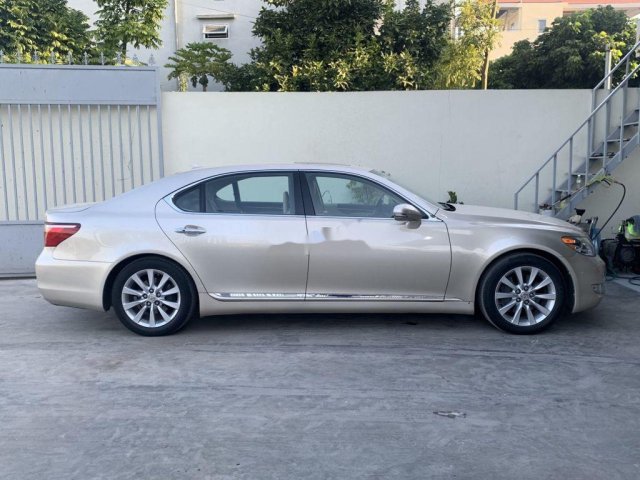 Cần bán xe Lexus LS460 đời 2010, biển số đẹp