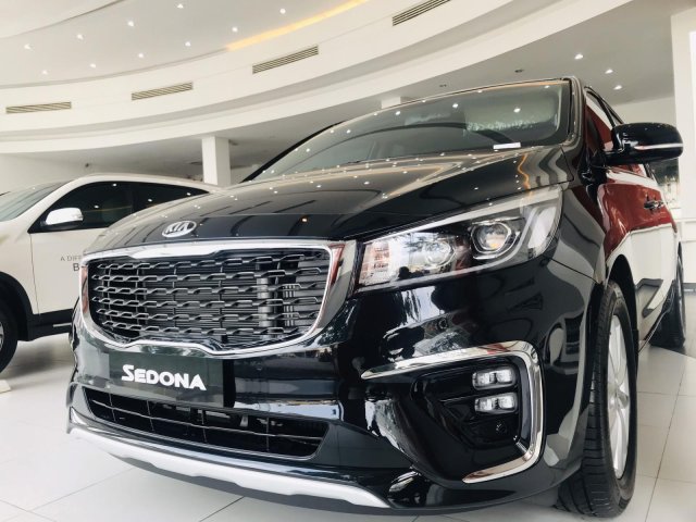 Bán xe Kia Sedona mới 100%, giá 1039 triệu, hỗ trợ trả góp 85%0