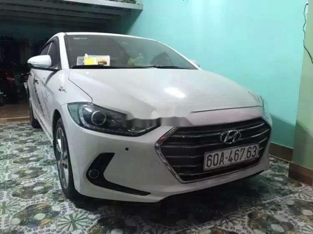 Xe Hyundai Elantra năm sản xuất 2018, màu trắng, xe nhập, 650tr0