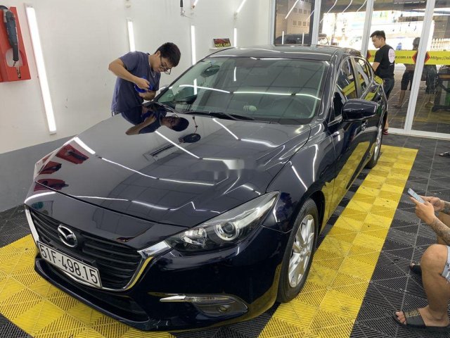 Cần bán Mazda 3 sản xuất năm 2017, màu đen, 590tr