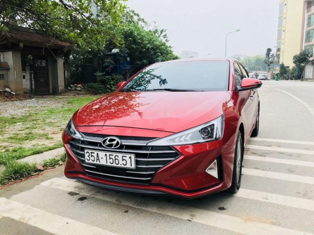 Bán xe Hyundai Elantra 1.6 AT đời 2019, màu đỏ chính chủ, 640tr0