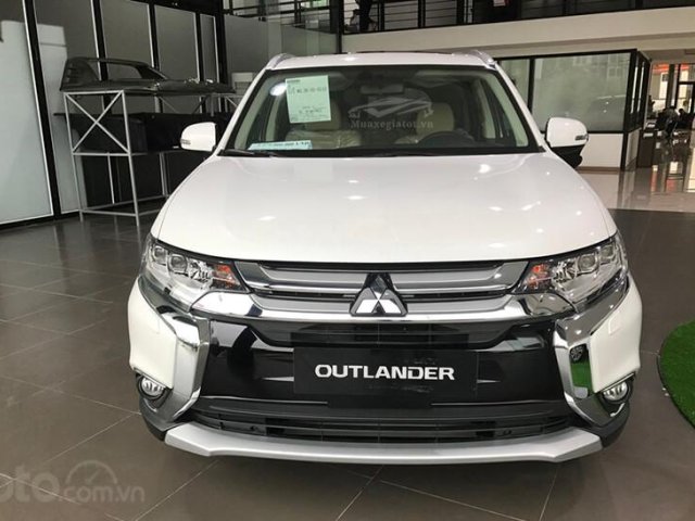 Hỗ trợ trả góp 80% giá trị xe khi mua chiếc Mitsubishi Outlander 2.4 CVT Pre, sản xuất 20200