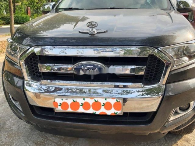 Bán ô tô Ford Ranger XLT đời 2017, màu đen, nhập khẩu nguyên chiếc