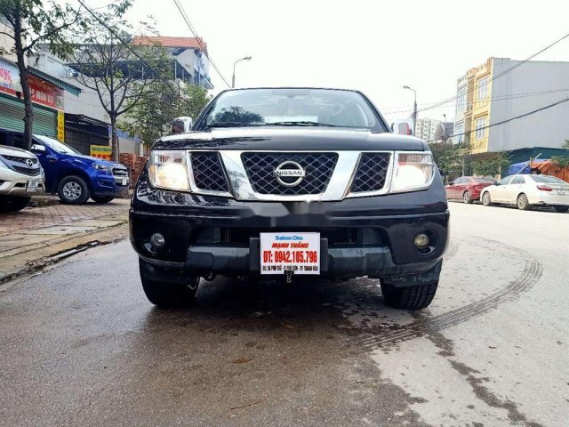 Cần bán gấp Nissan Navara MT đời 2011, màu đen, nhập khẩu số sàn