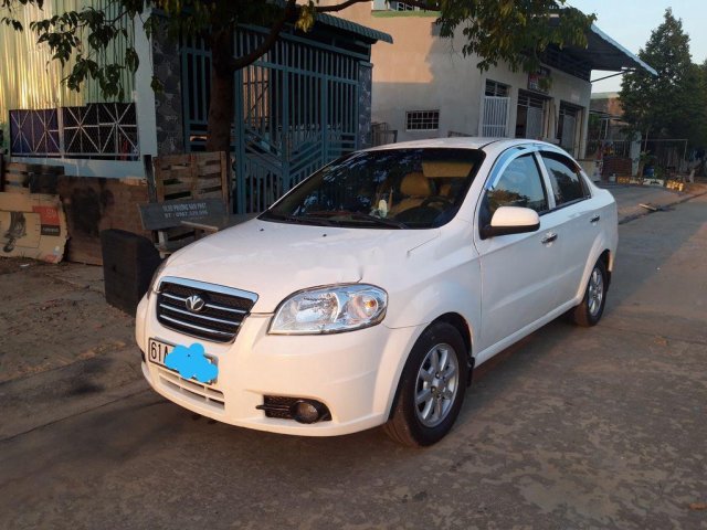 Cần bán Daewoo Gentra đời 2008, xe gia đình