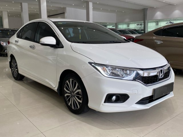 Cần bán gấp Honda City 1.5CVT 2019 màu trắng xe đẹp bao test hãng, 519 triệu còn bớt0