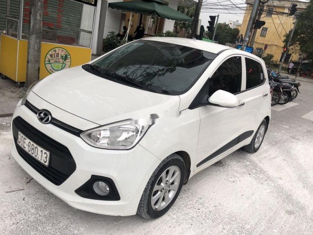 Cần bán gấp Hyundai Grand i10 đời 2016, màu trắng, xe nhập