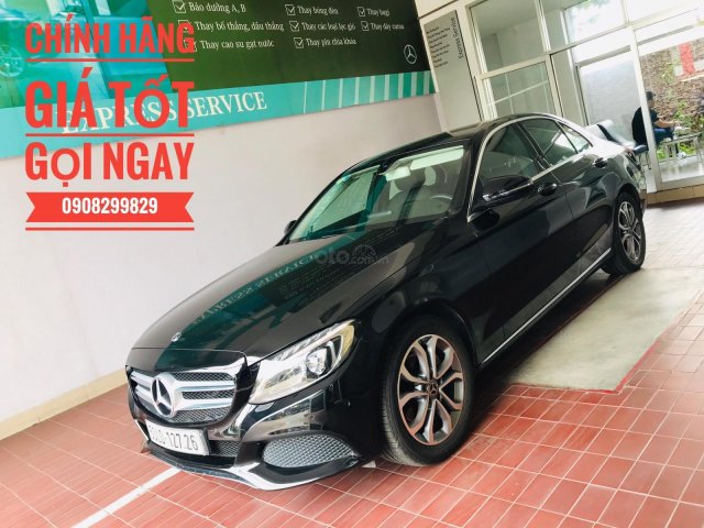 Cần bán Mercedes C200 model 2018 và đăng ký 2019 bảo hành 3 năm, ưu đãi thuế0