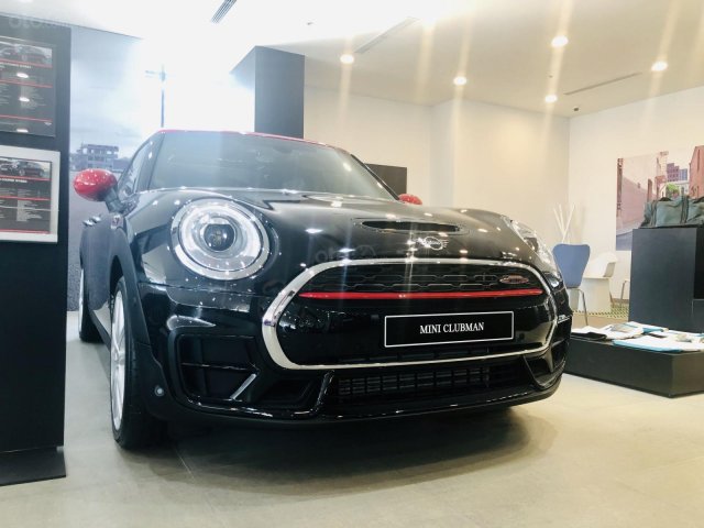 Bán Mini Clubman đời 2019, màu đen, nhập khẩu nguyên chiếc