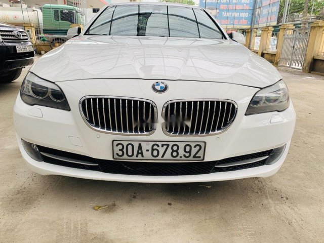 Cần bán BMW 523i 2010, màu trắng, xe nhập 