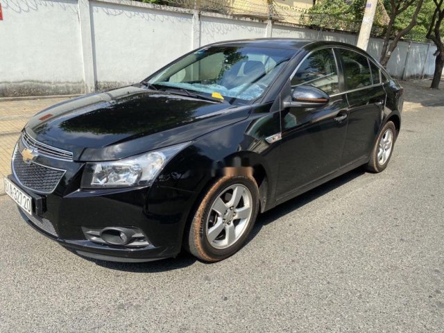 Bán Chevrolet Cruze đời 2013, màu đen, xe nhập như mới, giá tốt0