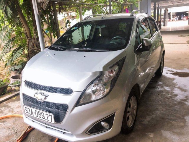 Bán xe Chevrolet Spark sản xuất 2017, màu bạc chính chủ