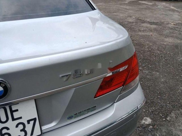 Cần bán lại xe BMW 750Li năm sản xuất 2005, màu bạc, xe nhập, 800tr