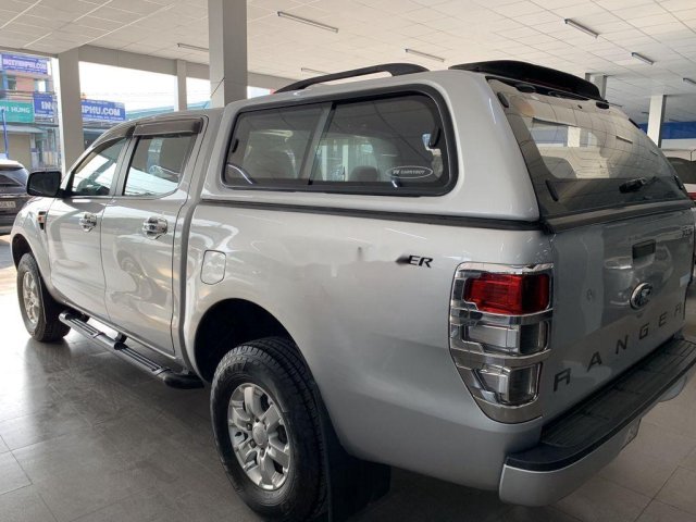 Cần bán gấp Ford Ranger XLS MT đời 2014, màu bạc, nhập khẩu nguyên chiếc số sàn giá cạnh tranh0