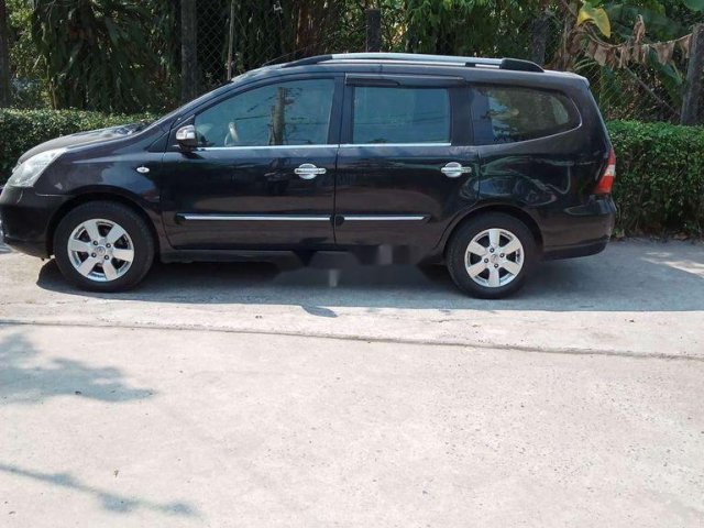 Bán Nissan Grand livina sản xuất 2011, màu đen, nhập khẩu nguyên chiếc, giá chỉ 300 triệu