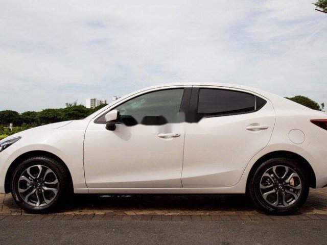 Bán Mazda 2 sản xuất năm 2015, giá tốt