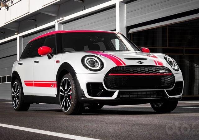 Cần bán chiếc Mini JCW Clubman , đời 2019, nhập khẩu, có sẵn xe, giao nhanh0