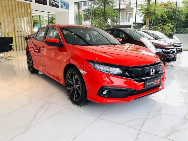 Honda Civic RS - màu đỏ 2019