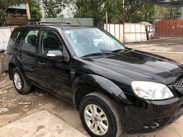 Bán lại Ford Escape sản xuất 2012, màu đen, xe chính chủ0