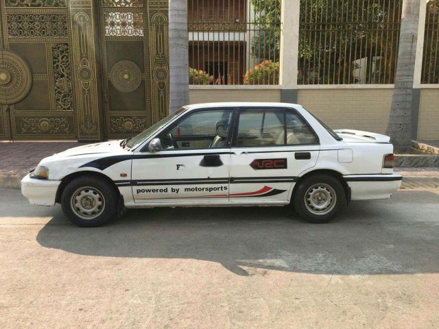 Cần bán gấp Honda Civic đời 1990, màu trắng, nhập khẩu Nhật Bản, giá 38tr0