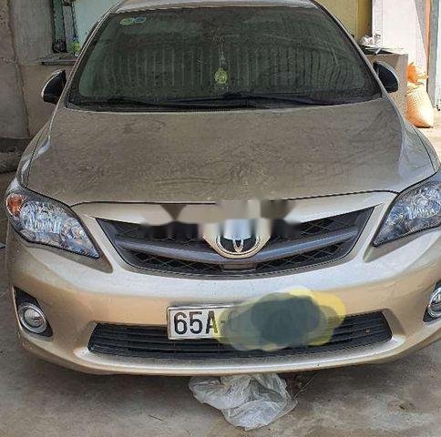 Cần bán lại xe Toyota Corolla Altis sản xuất năm 2012 xe gia đình, 510tr