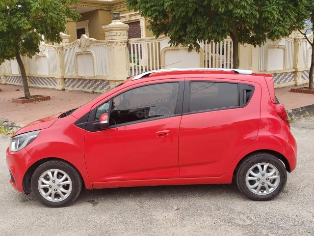 Bán Chevrolet Spark sản xuất 2018 bản xe nhập số sàn0