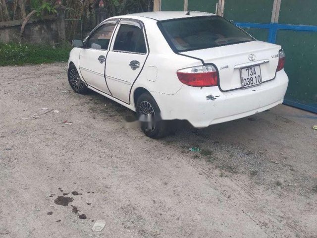 Cần bán gấp Toyota Vios đời 2008, màu trắng, xe nhập, 125tr