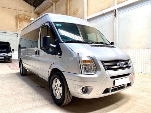 Cần bán lại xe Ford Transit đời 2019, màu bạc, 640 triệu0