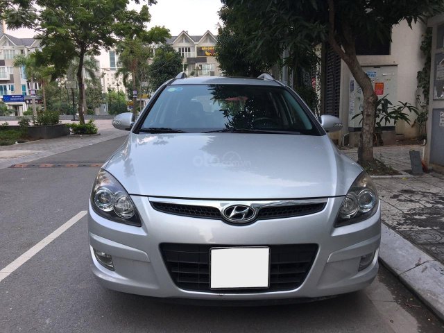 Xe Hyundai i30 năm sản xuất 2010, thương lượng trực tiếp