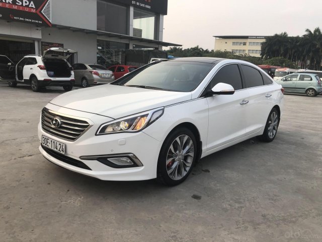 Bán Hyundai Sonata 2.0 AT đăng ký tháng 12/2015, nhập khẩu nguyên chiếc0