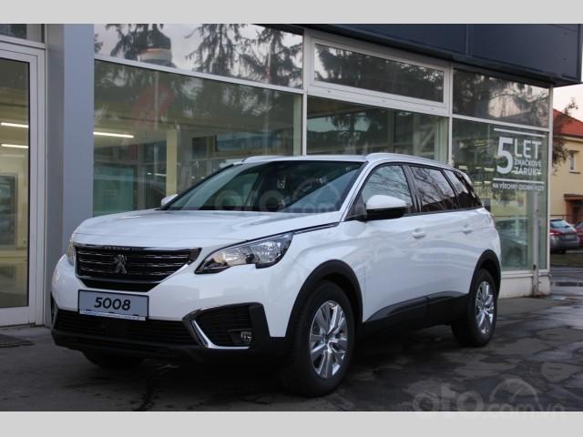 Bán nhanh chiếc Peugeot 5008 đời 2019, có sẵn xe, giao nhanh toàn quốc