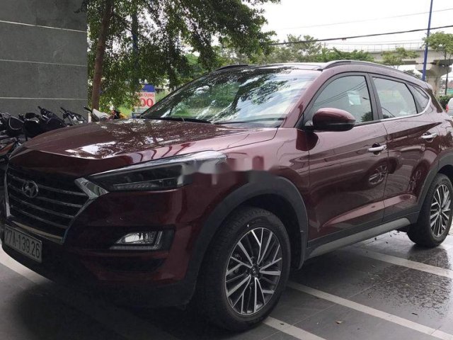 Cần bán lại xe Hyundai Tucson năm sản xuất 2020, màu đỏ