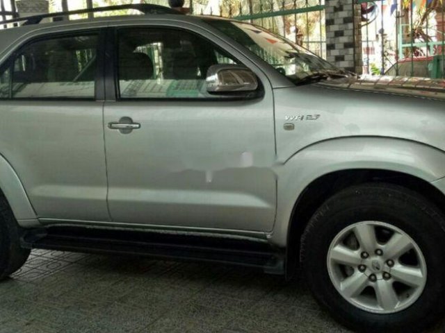 Cần bán xe Toyota Fortuner năm sản xuất 2009, giá chỉ 435 triệu