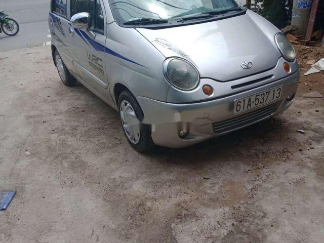 Cần bán xe Daewoo Matiz năm sản xuất 2003, màu bạc giá cạnh tranh0