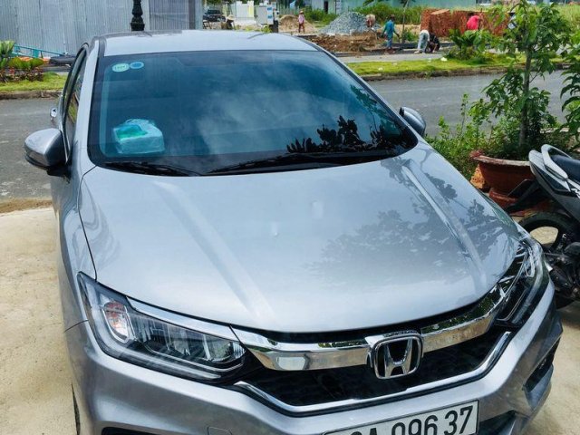 Bán xe Honda City đời 2018, màu bạc, nhập khẩu còn mới, 530tr0