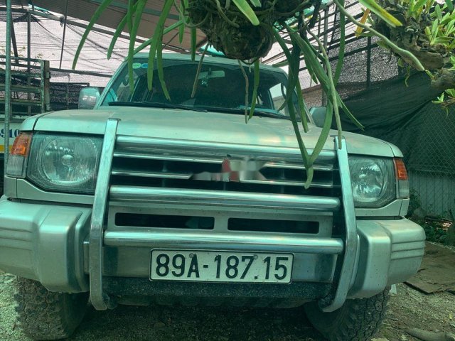 Bán ô tô Mitsubishi Pajero sản xuất năm 2000, màu bạc, nhập khẩu xe gia đình, giá 199tr