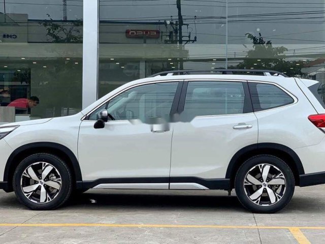 Bán Subaru Forester năm 2019, màu trắng, nhập khẩu nguyên chiếc