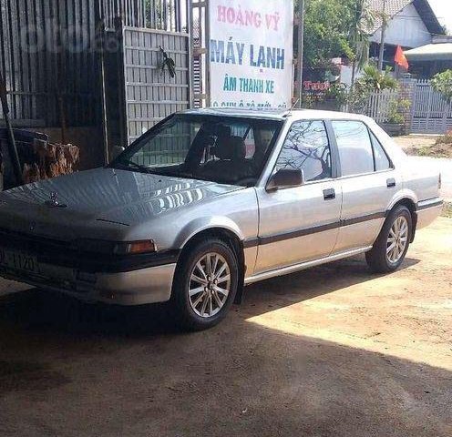 Cần bán lại xe Honda Accord 1988, màu bạc, nhập khẩu, giá chỉ 68 triệu0