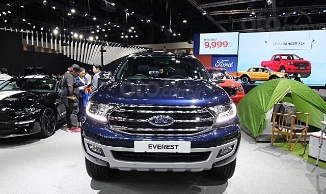 Ford Everest Titanium, đời mới, nhập Thái Lan