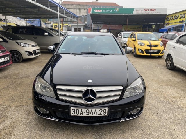 Cần bán lại Mercedes C230 đời 2009, màu đen, xe nhập0