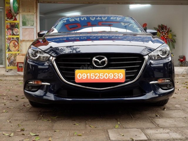 Cần bán lại chiếc Mazda 3 1.5 sedan, đời 2019, màu xanh lam, giá cạnh tranh