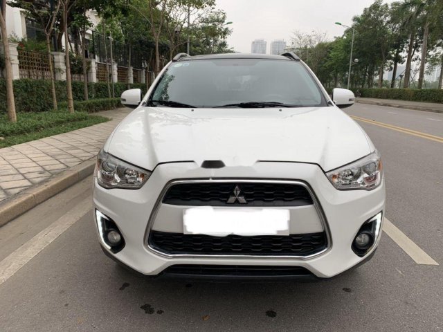 Cần bán xe Mitsubishi Outlander Sport 2.0AT đời 2014, xe nhập, 625 triệu