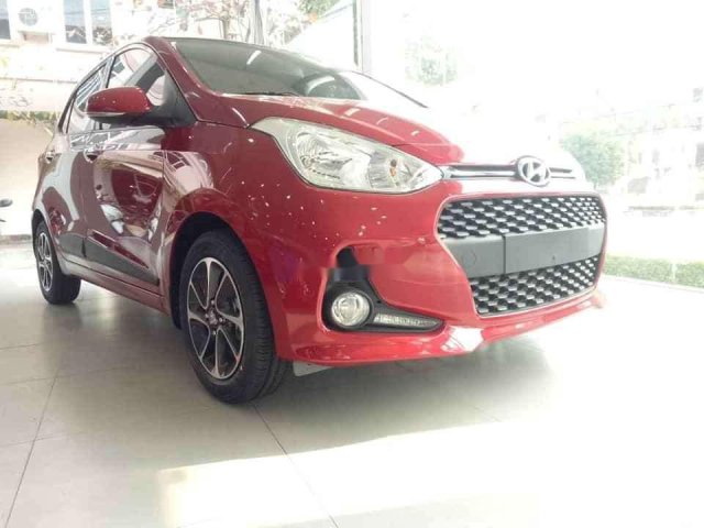 Bán Hyundai Grand i10 đời 2020, màu đỏ