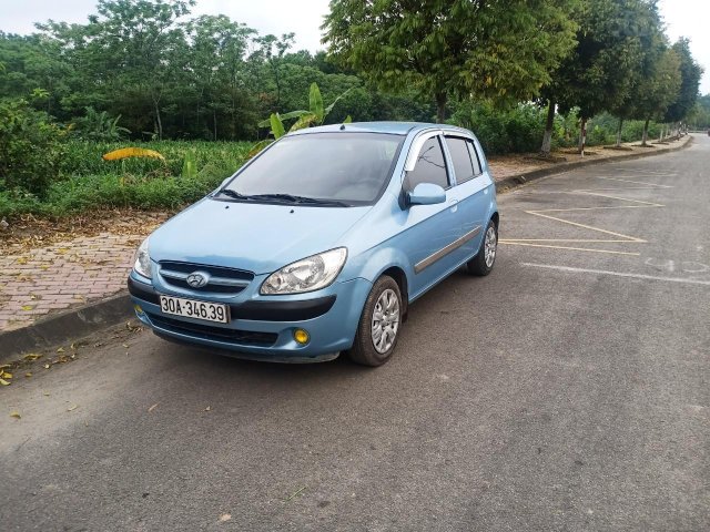 Gia đình cần bán xe Hyundai Getz sản xuất 2008, màu xanh lam